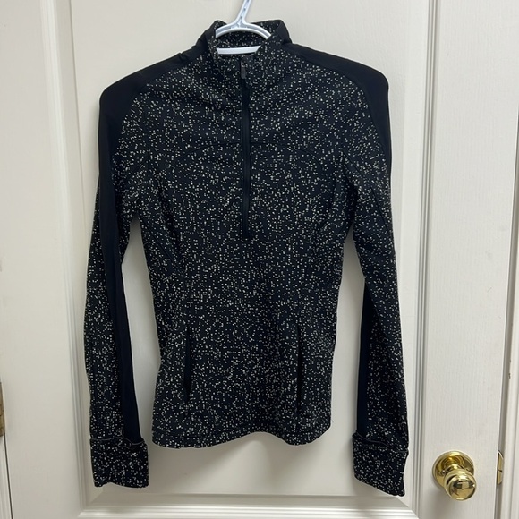 Lululemon Run Briskly 1/2 Zip Magnetized Jacquard Black White / Black | Size 4 - Picture 5 of 10
